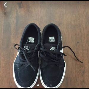 Nike boys sneakers